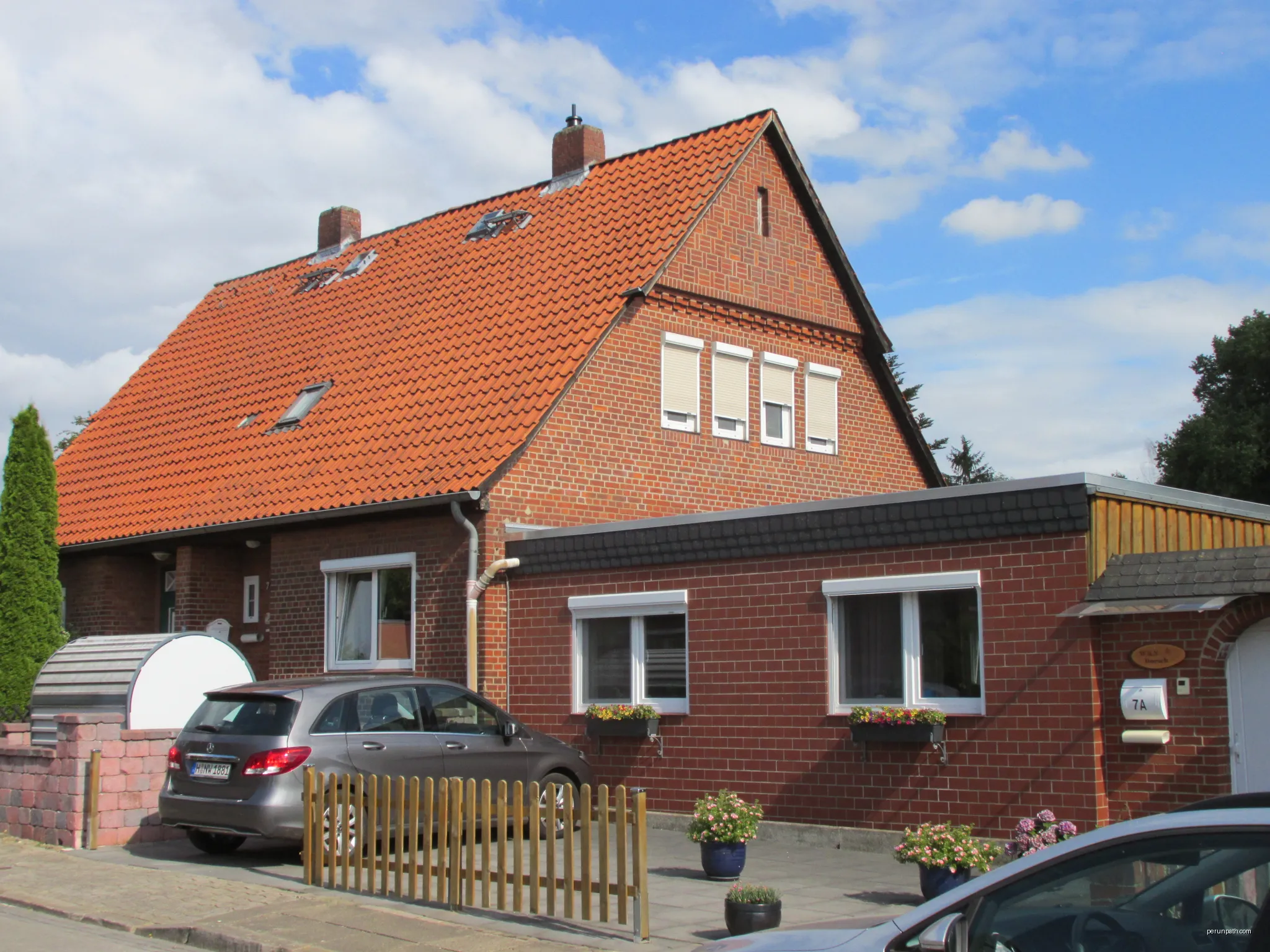 das Haus Steiler Weg 7 in Laatzen | Autor: GeorgDerReisende | Licencja: CC BY-SA 4.0 | Źródło: Wikimedia Commons