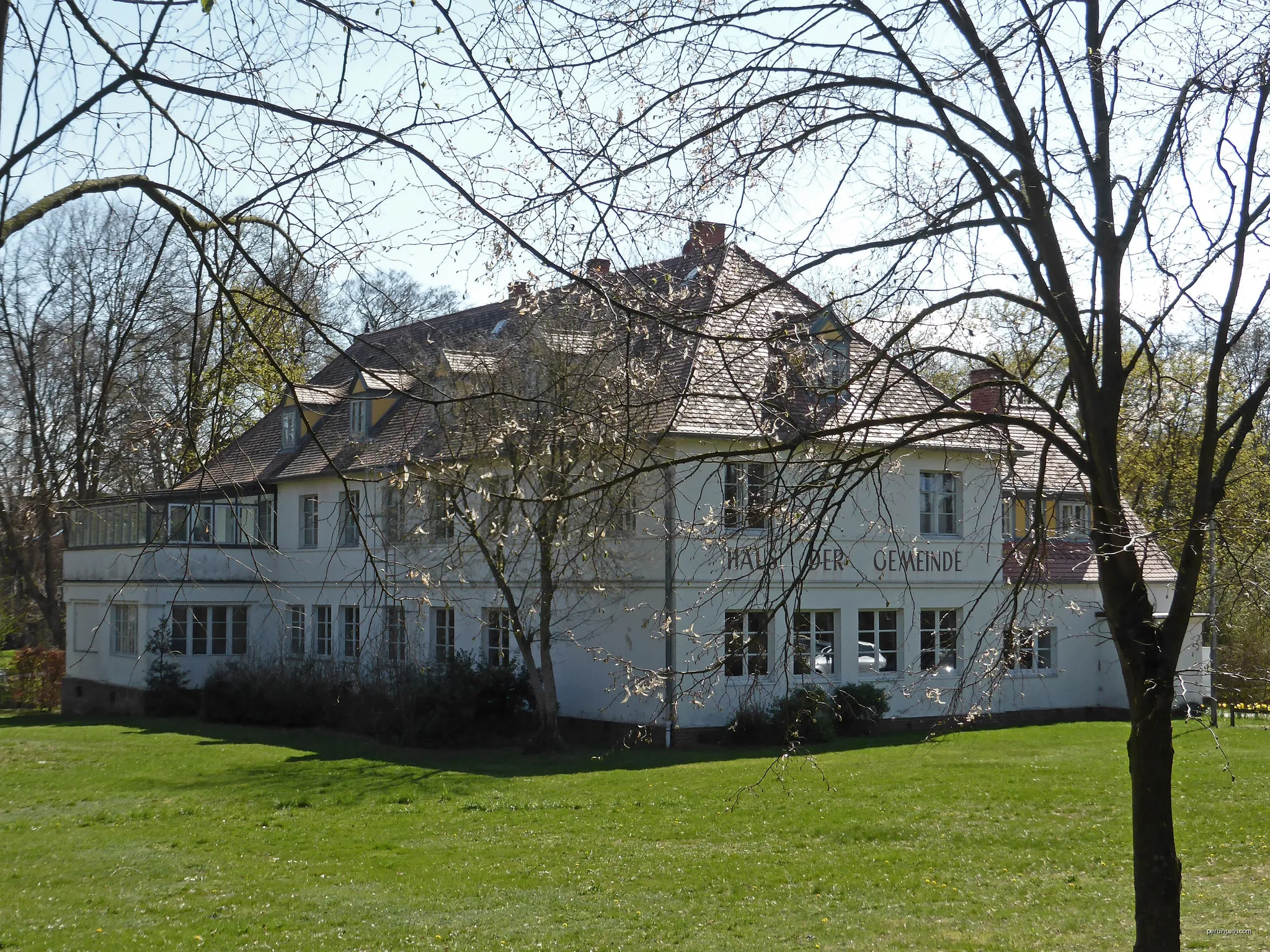"Haus der Gemeinde" in Steinhorst. | Autor: Kirchenfan | Licencja: CC0 | Źródło: Wikimedia Commons