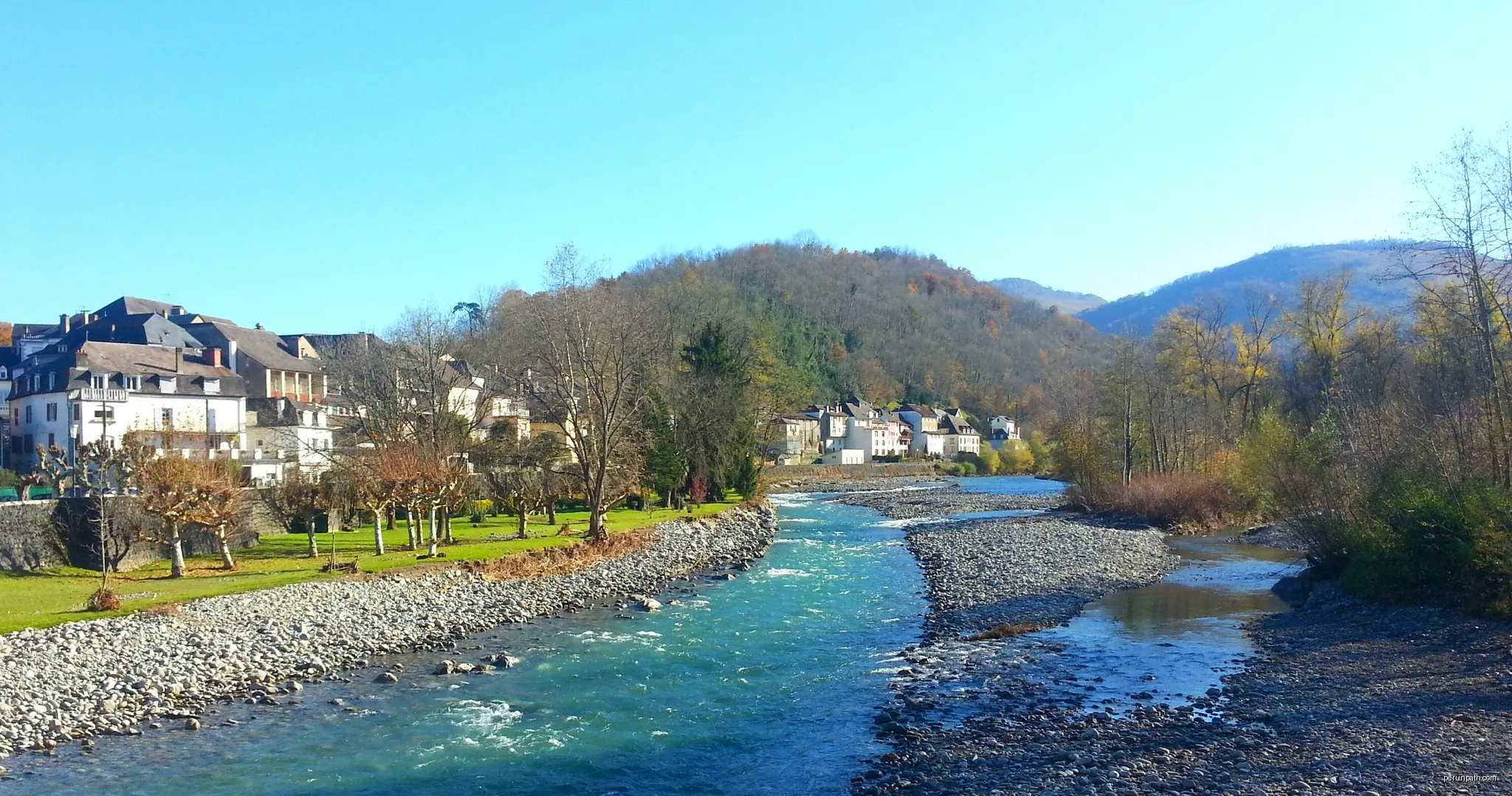 La grotte des Laminak
