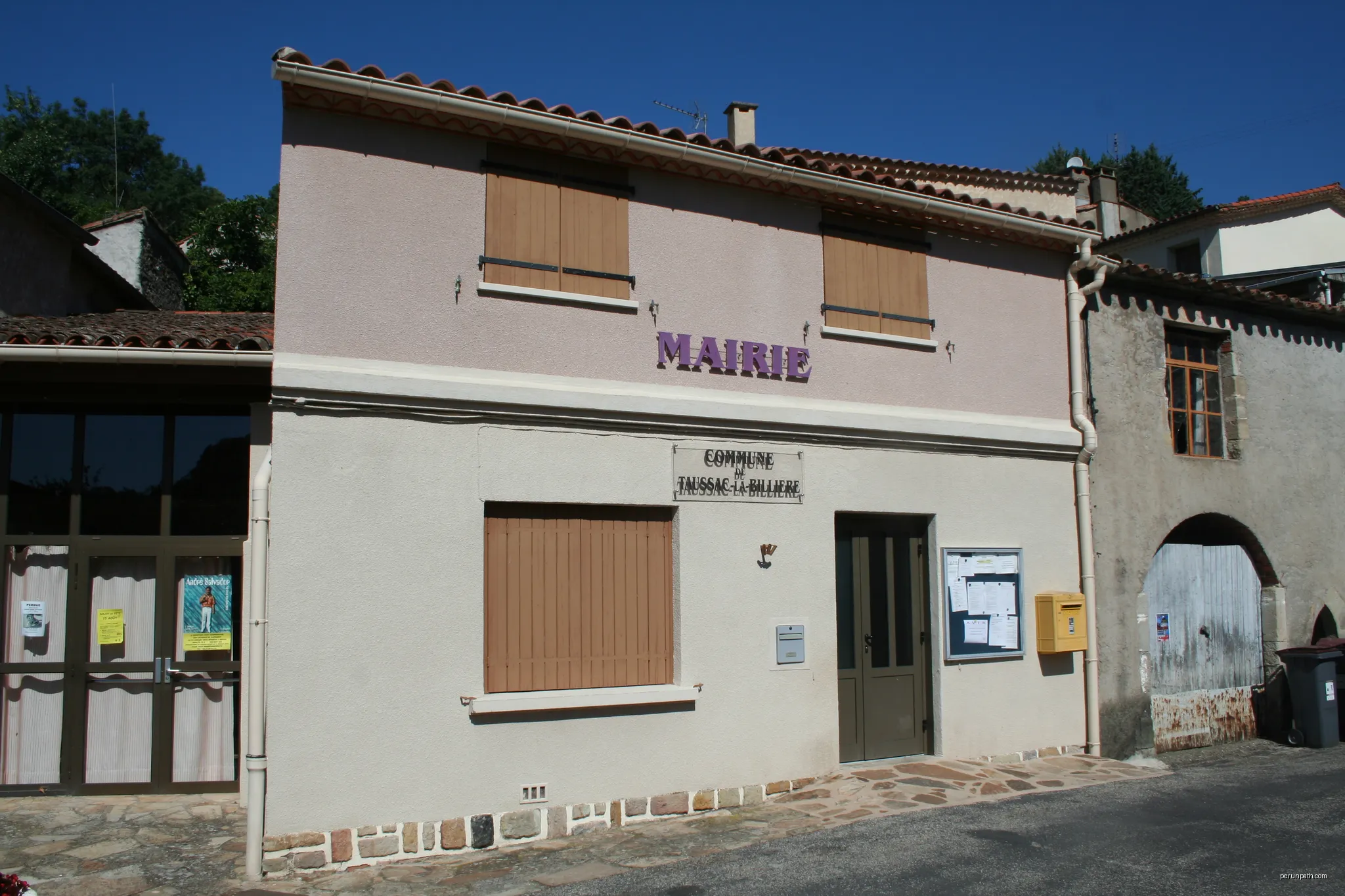 Taussac-la-Billière (Hérault) - mairie à l'Horte. | Autor: Fagairolles 34 | Licencja: CC BY-SA 4.0 | Źródło: Wikimedia Commons