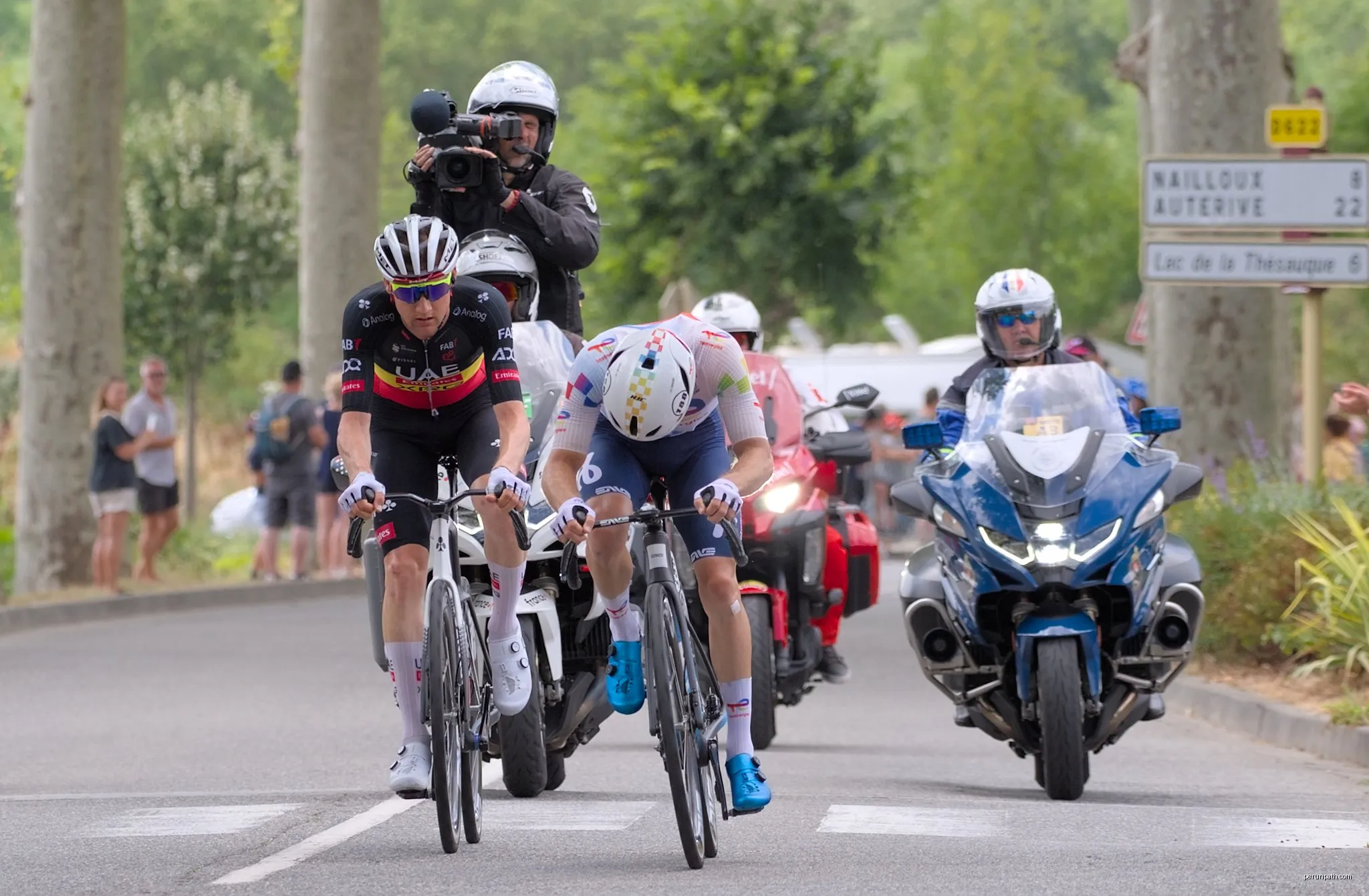 En passant par les Agals