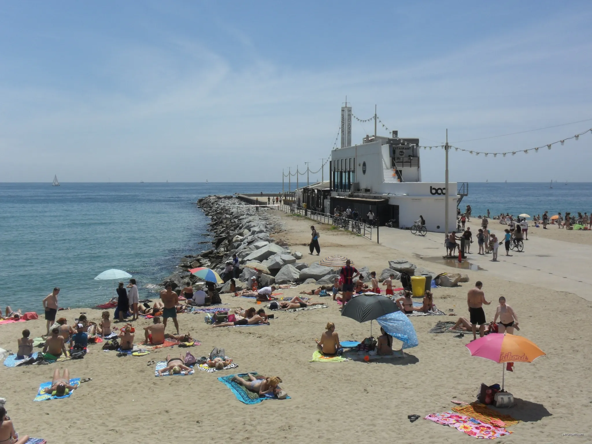 Barcelona in 2015 | Autor: Eric Fischer | Licencja: CC BY 2.0 | Źródło: Wikimedia Commons