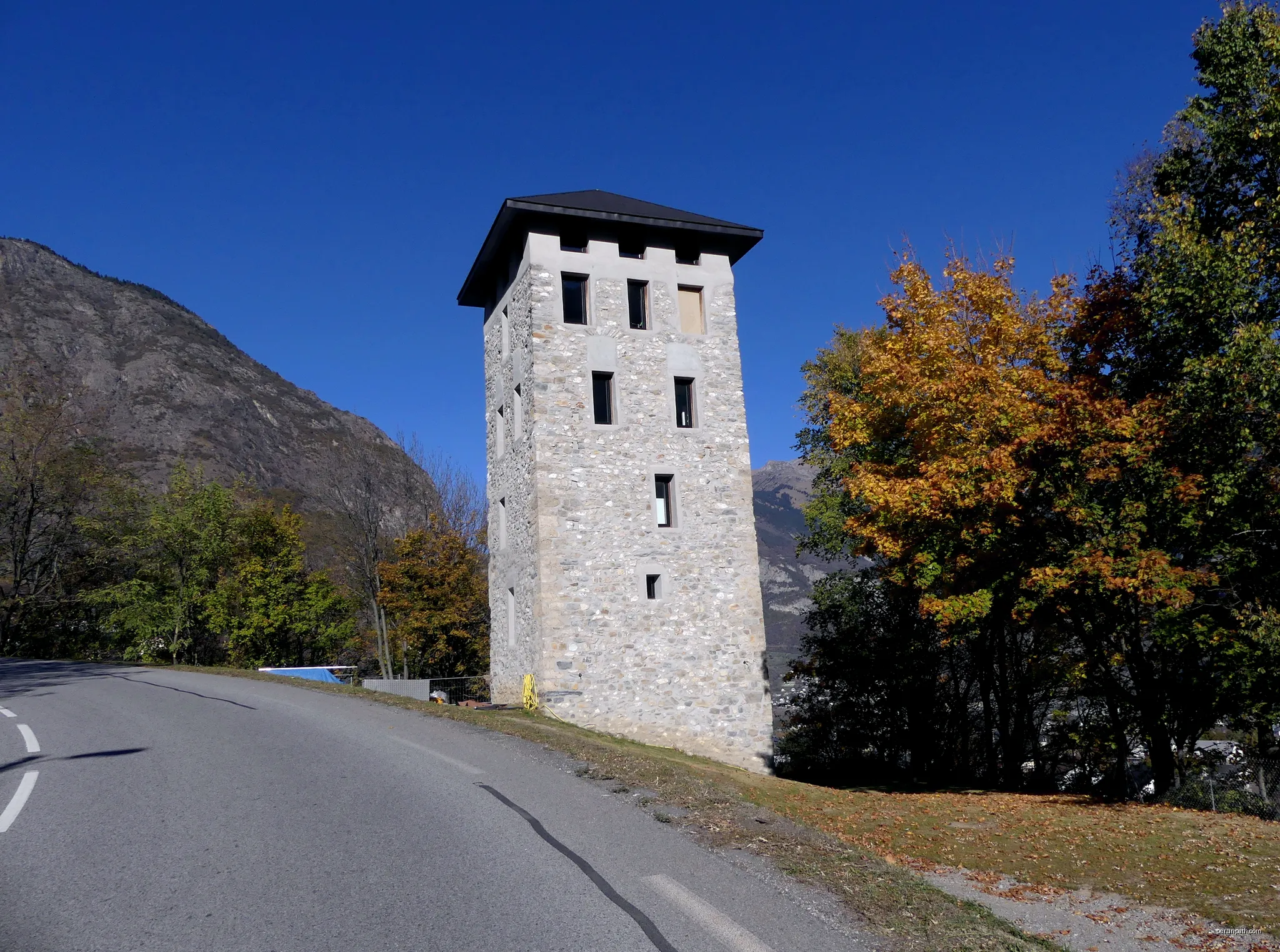 L06 - Boucle du Mont l'Évêque - Traversée de Saint-Jean-de-Maurienne