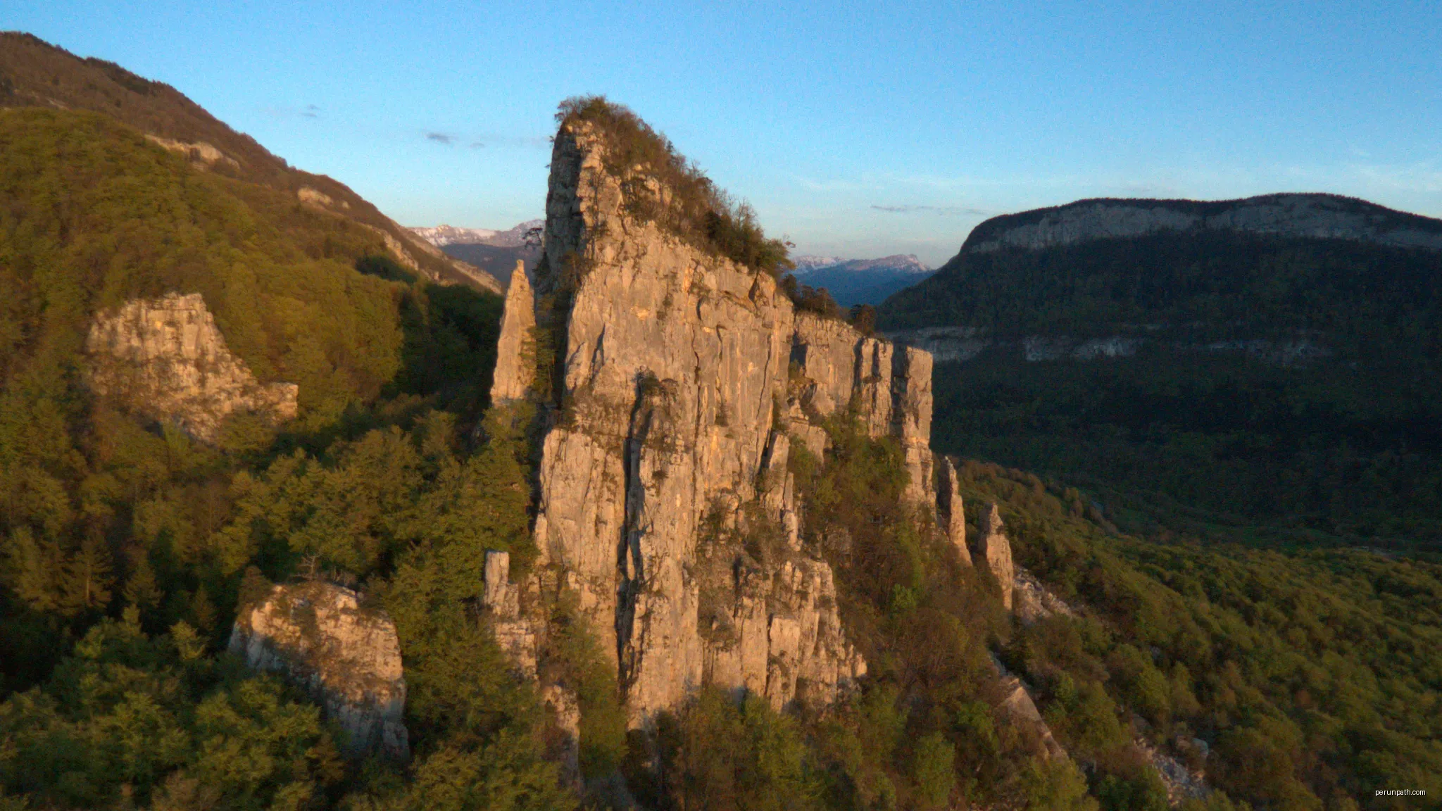 Les Tours Saint-Jacques