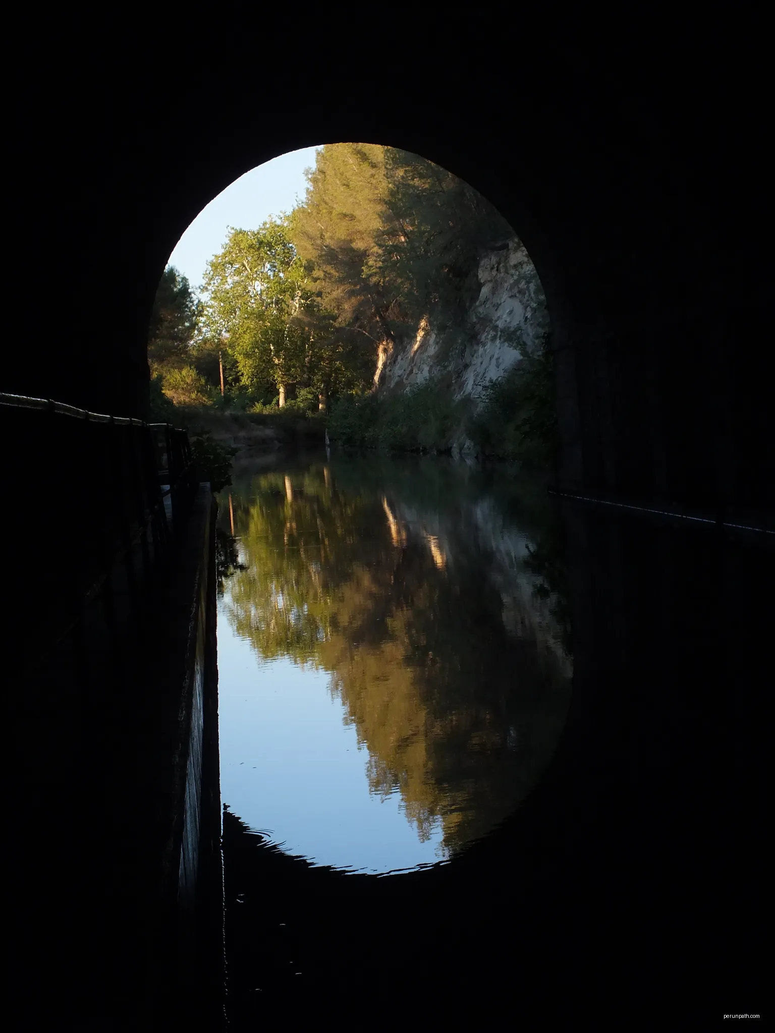 Tunnel de Malpas (Colombiers) | Autor: Matthieu Gauvain | Licencja: CC BY-SA 3.0 | Źródło: Wikimedia Commons