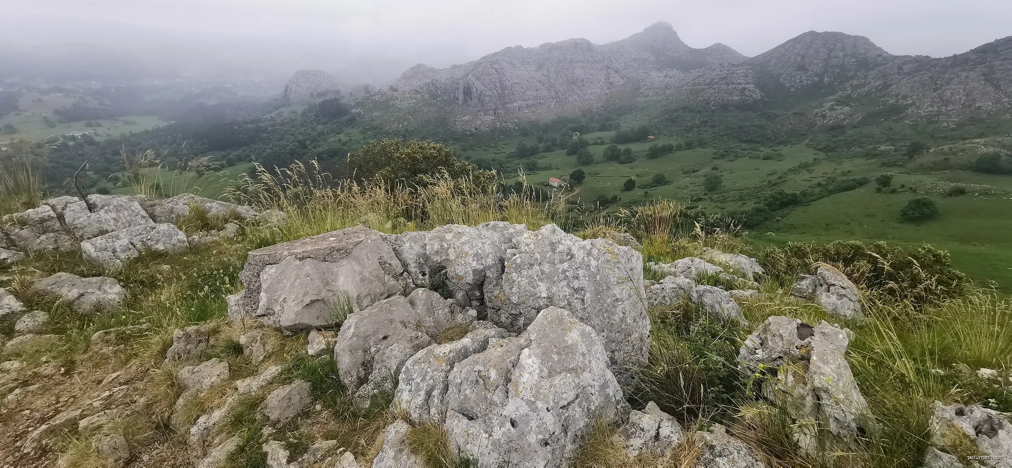 Sendero Subida a Brenas