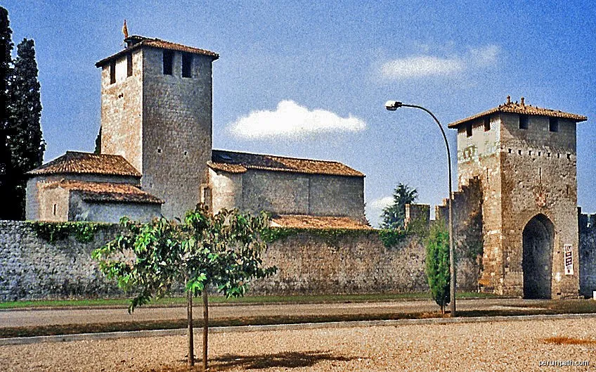 La Randonnée des Bastides et Châteaux en Albret - 21.4 km