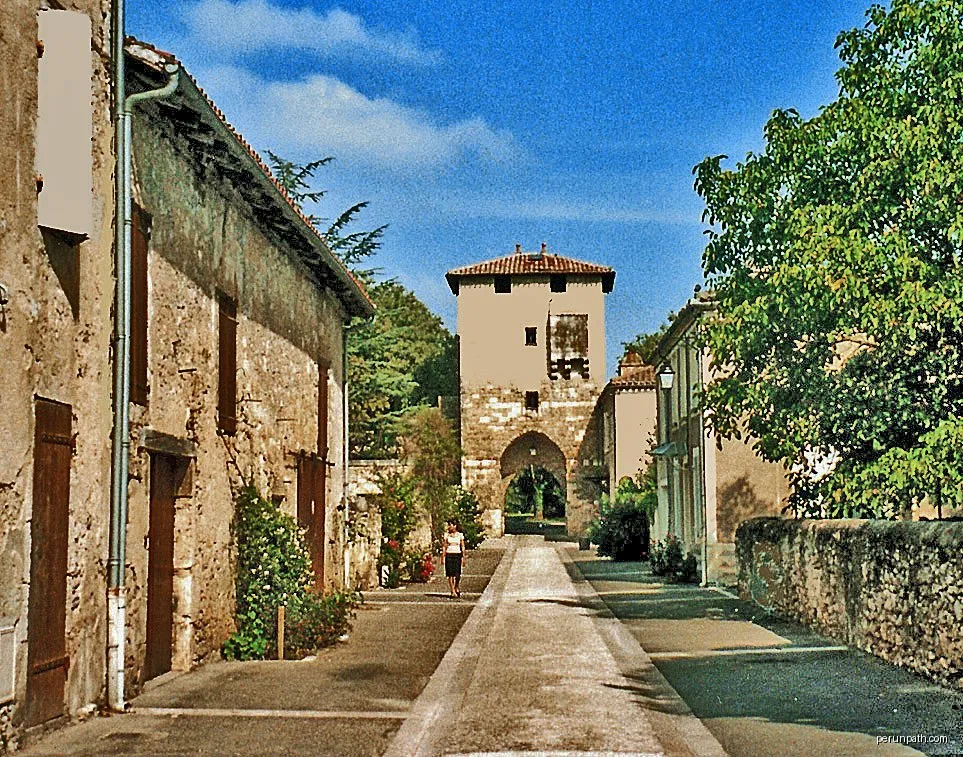 La Randonnée des Bastides et Châteaux en Albret - 21.4 km