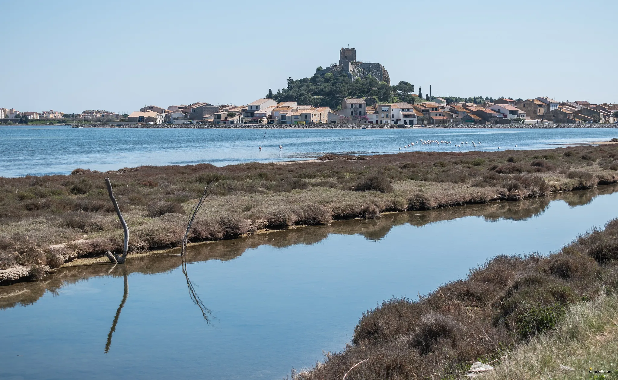 View of Gruissan, Aude, France | Autor: Krzysztof Golik | Licencja: CC BY-SA 4.0 | Źródło: Wikimedia Commons