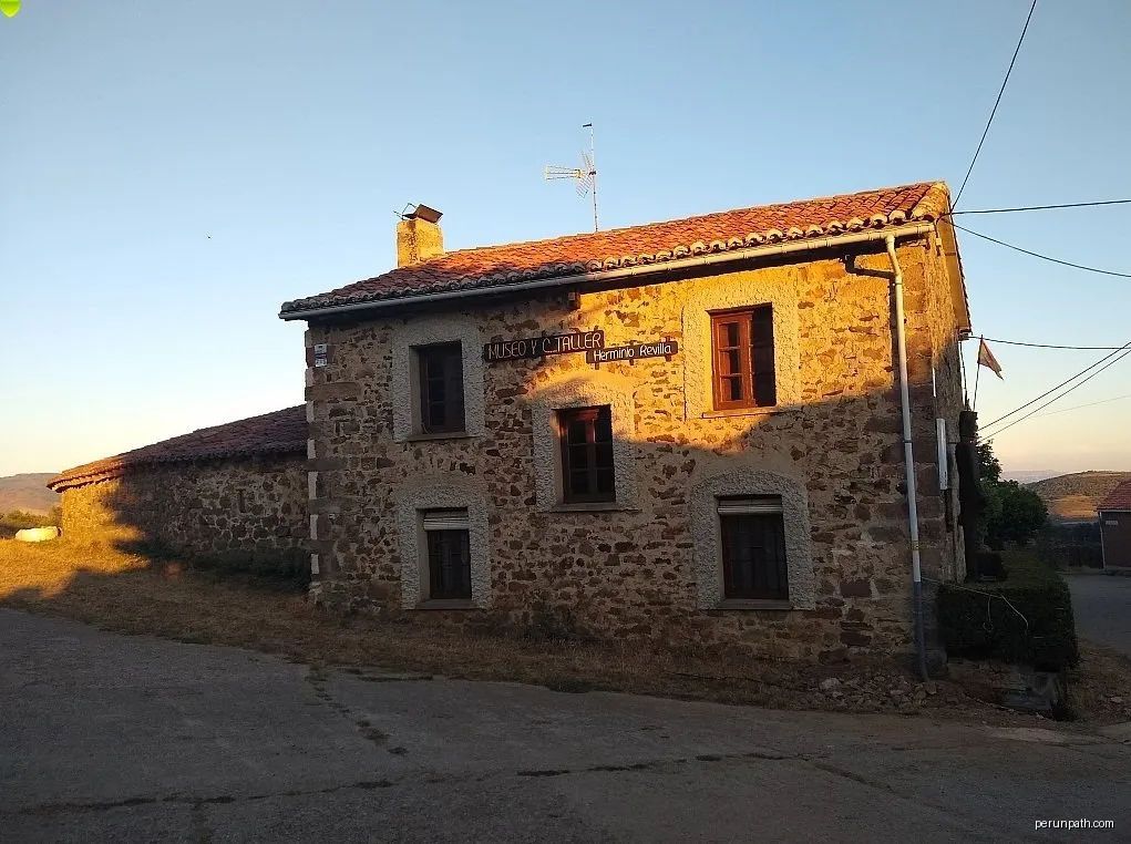 Senda del Escultor Ursi