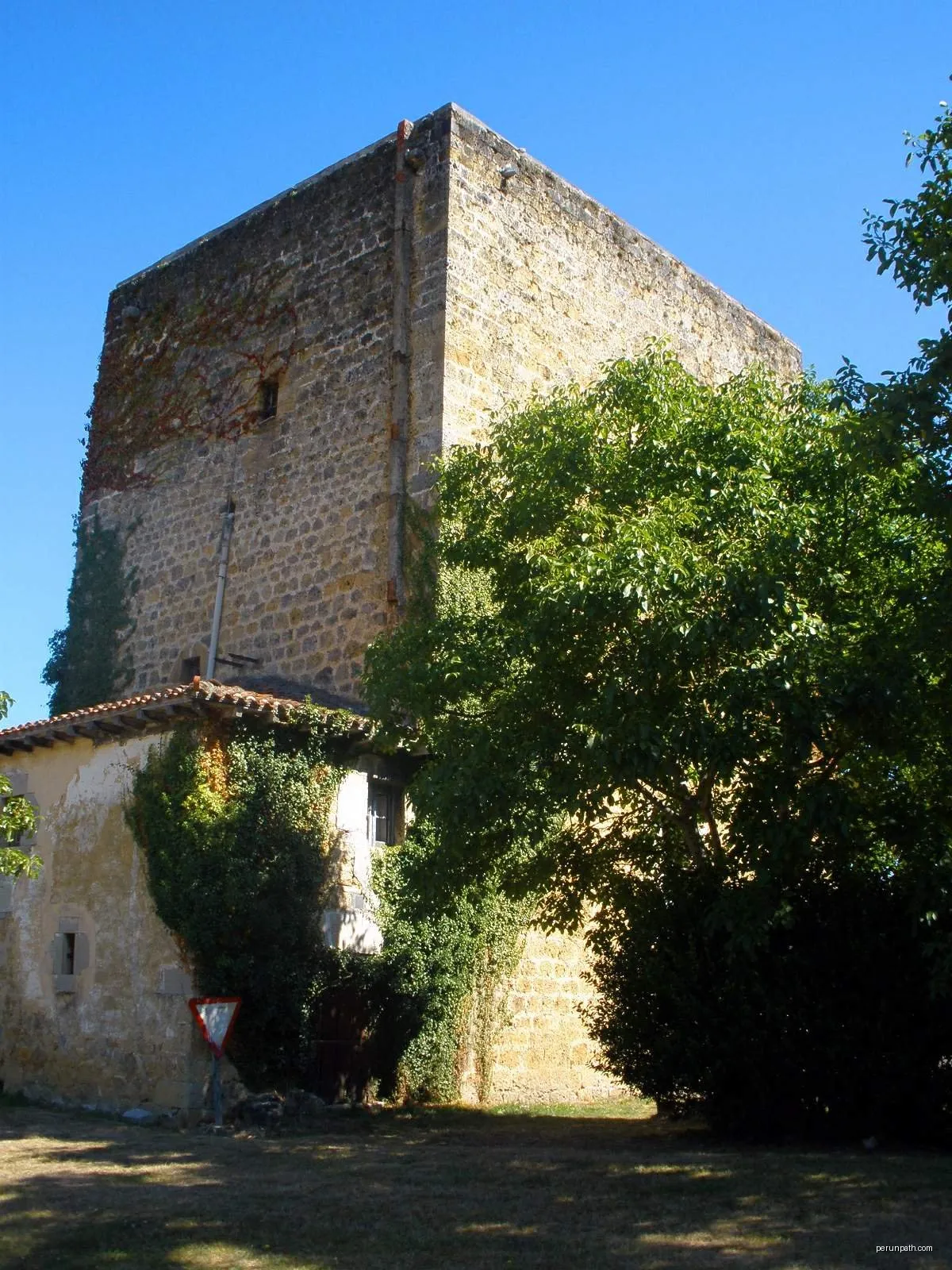Camino del Valle de Mena