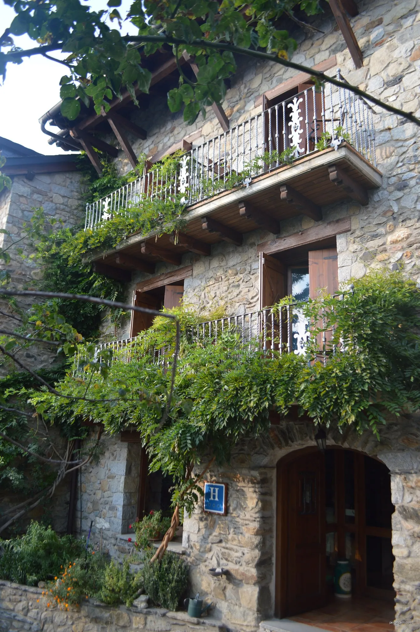 Tres Cascadas
