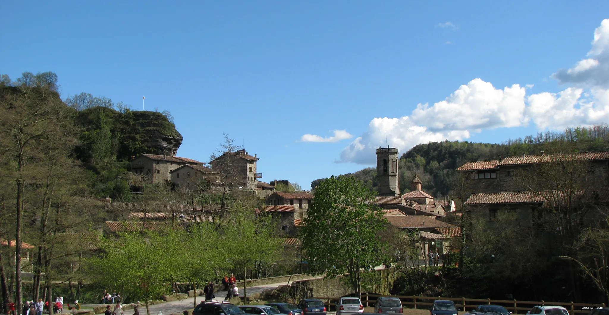 Vista general de la localitat de Rupit, a Rupit i Pruit, comarca d'Osona. | Autor: Xavigivax | Licencja: CC BY-SA 3.0 | Źródło: Wikimedia Commons