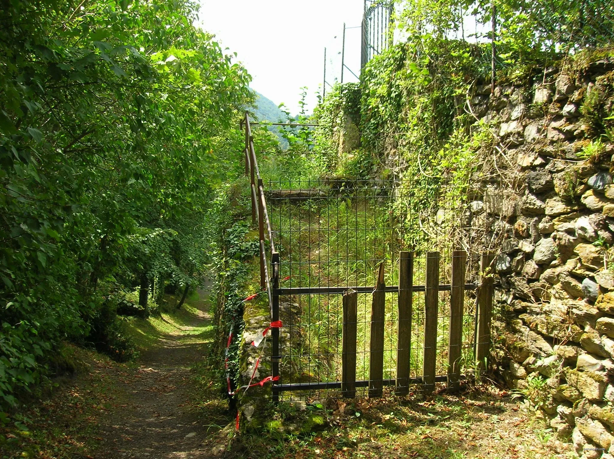 Sur les châteaux de Roues